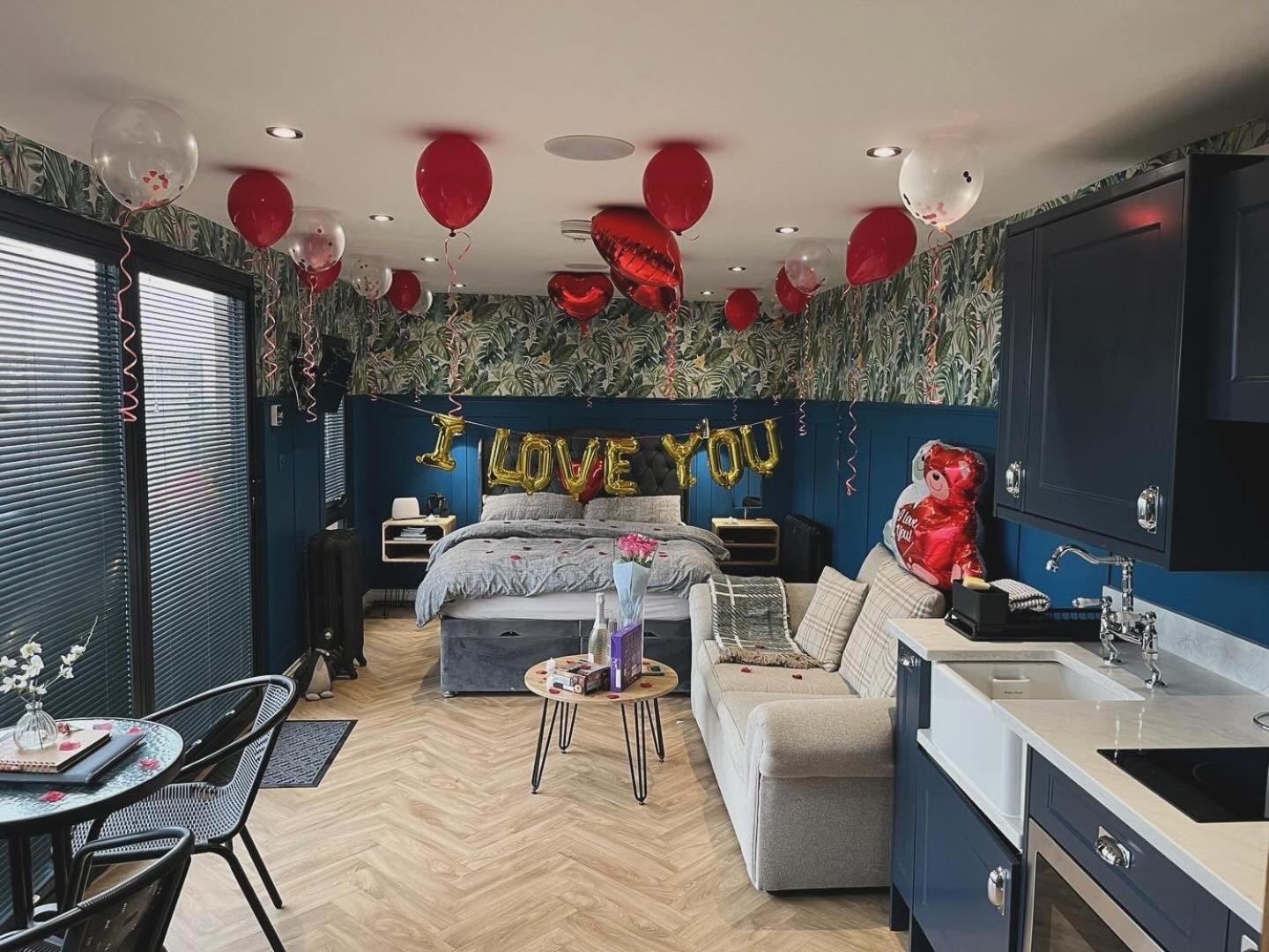 The Caswell Bay Hide Out Holiday home *